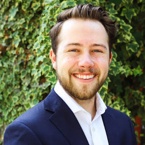 Meet your Posher, Carter